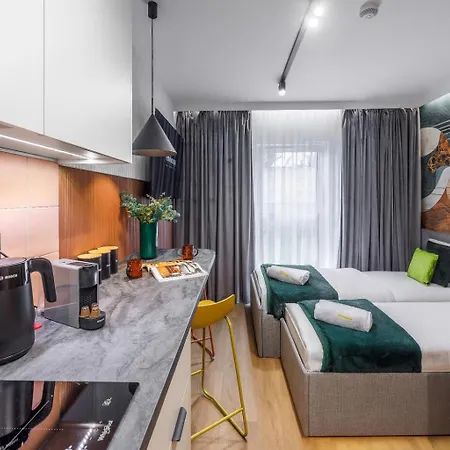 Апартаменти Emihouse Rubikon *