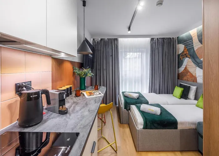 Апартаменти Emihouse Rubikon *